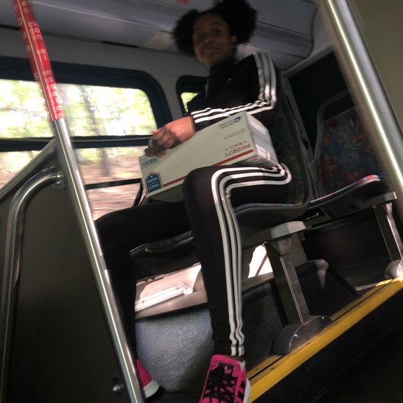 Meet your Posher, Radena - Picture 3 of 7